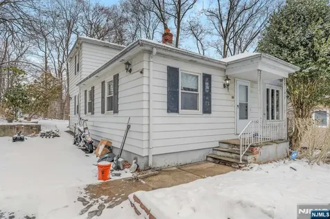 21 Fairview Avenue Hawthorne NJ 07506