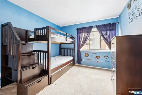 251 Sunset Key Secaucus NJ 07094