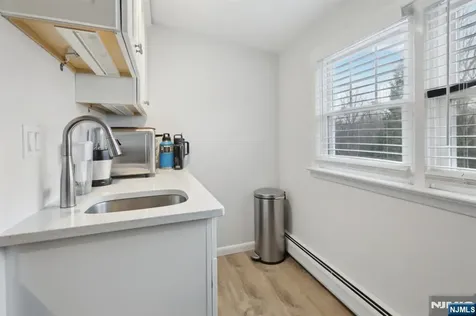 114 Blauvelt Avenue Ho-ho-kus NJ 07423