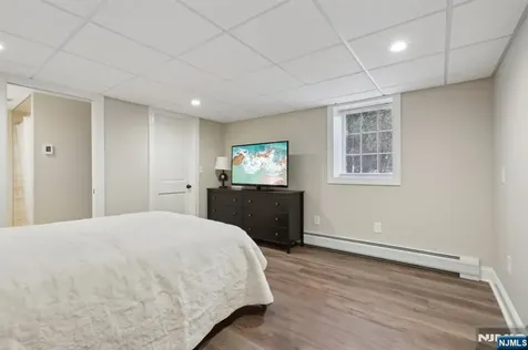 114 Blauvelt Avenue Ho-ho-kus NJ 07423