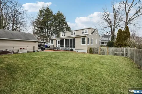 114 Blauvelt Avenue Ho-ho-kus NJ 07423
