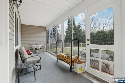 114 Blauvelt Avenue Ho-ho-kus NJ 07423