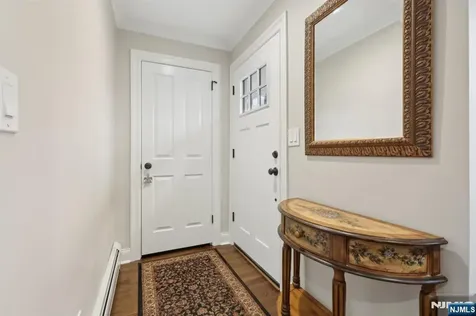114 Blauvelt Avenue Ho-ho-kus NJ 07423