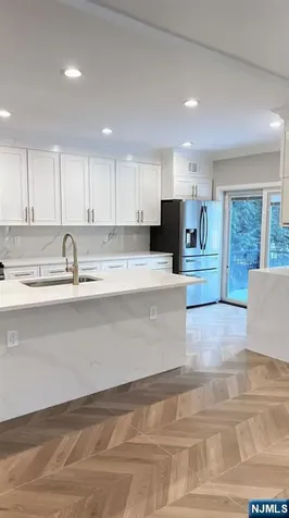 8 Meeker Avenue Edison NJ 08817
