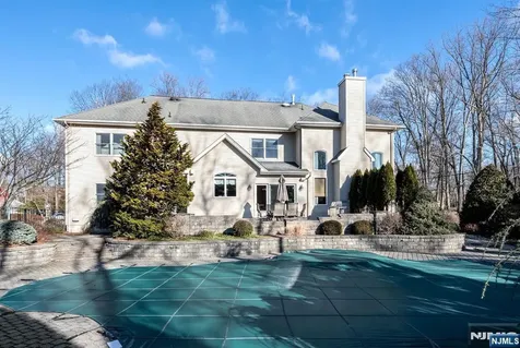 2 Woodbury Lane Mahwah NJ 07430