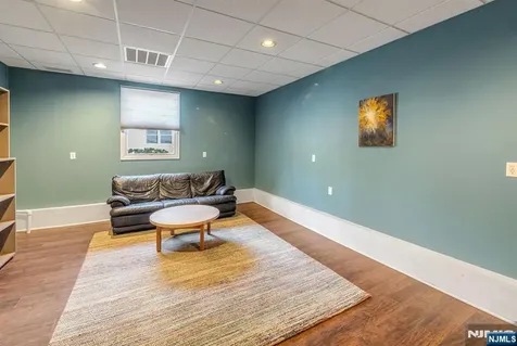 2 Woodbury Lane Mahwah NJ 07430
