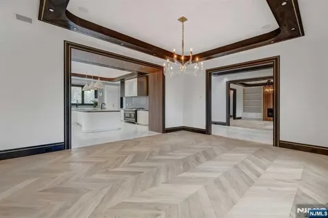 675 Navaho Trail Drive Franklin Lakes NJ 07417