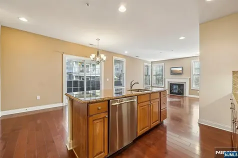 701 Four Seasons Lane Montvale NJ 07645