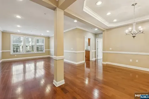 701 Four Seasons Lane Montvale NJ 07645