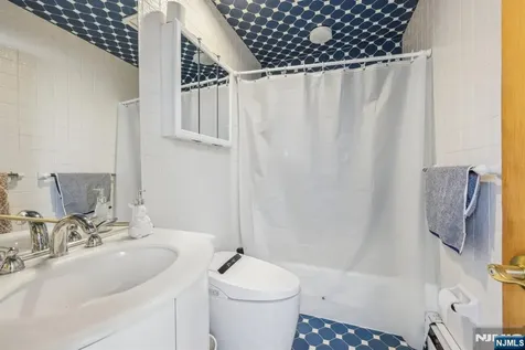 41 Kristin Place Old Tappan NJ 07675