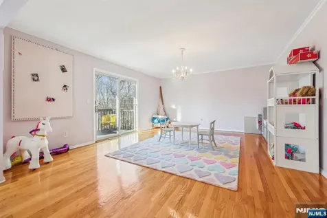 41 Kristin Place Old Tappan NJ 07675