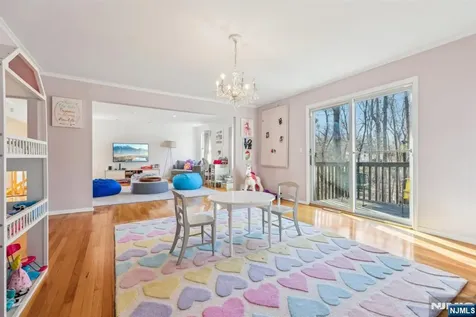 41 Kristin Place Old Tappan NJ 07675