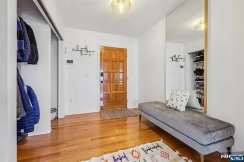 41 Kristin Place Old Tappan NJ 07675