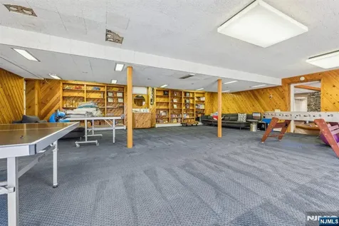 41 Kristin Place Old Tappan NJ 07675