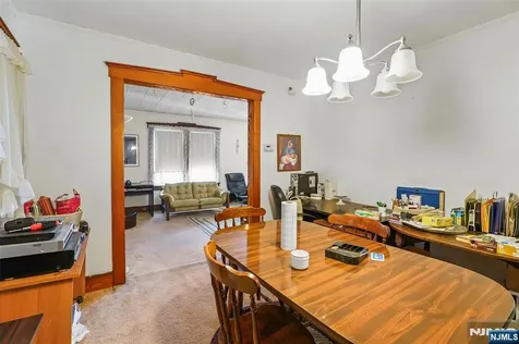 25 Ralph Street Bergenfield NJ 07621