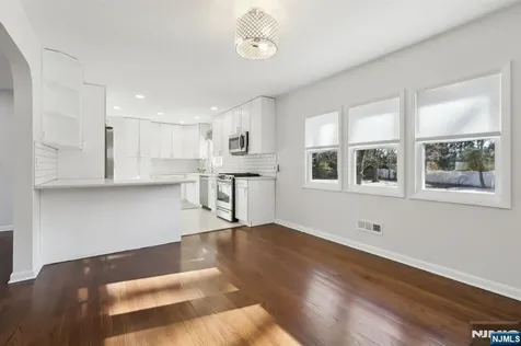 287 Country Club Drive Oradell NJ 07649