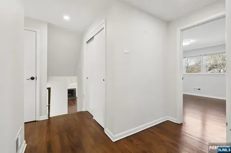 287 Country Club Drive Oradell NJ 07649
