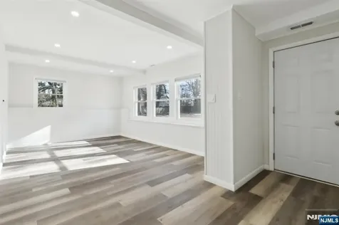 287 Country Club Drive Oradell NJ 07649
