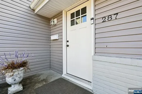 287 Country Club Drive Oradell NJ 07649