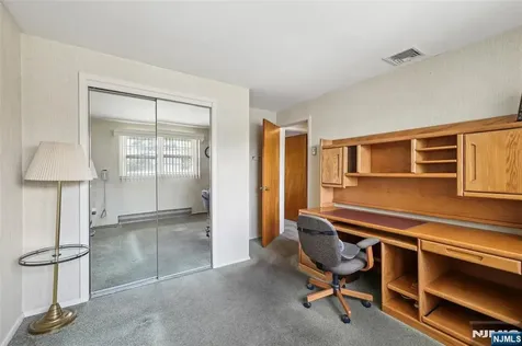 395 Van Luyn Terrace Saddle Brook NJ 07663