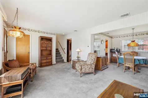 395 Van Luyn Terrace Saddle Brook NJ 07663