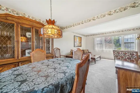 395 Van Luyn Terrace Saddle Brook NJ 07663