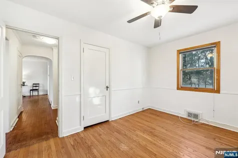 3 Lois Avenue Demarest NJ 07627