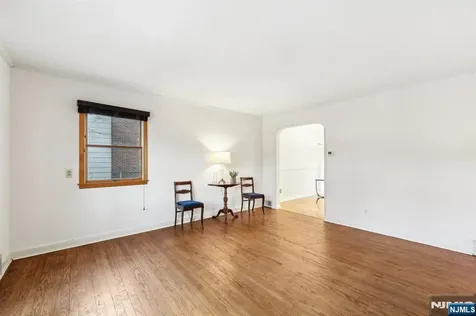 3 Lois Avenue Demarest NJ 07627