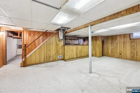 3 Lois Avenue Demarest NJ 07627