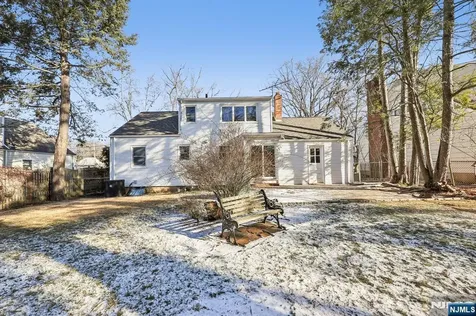 3 Lois Avenue Demarest NJ 07627