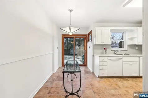 3 Lois Avenue Demarest NJ 07627