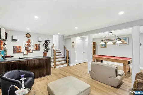 1 Diamond Court Glen Rock NJ 07452