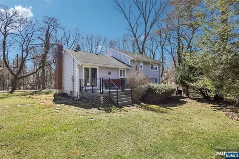 1 Diamond Court Glen Rock NJ 07452