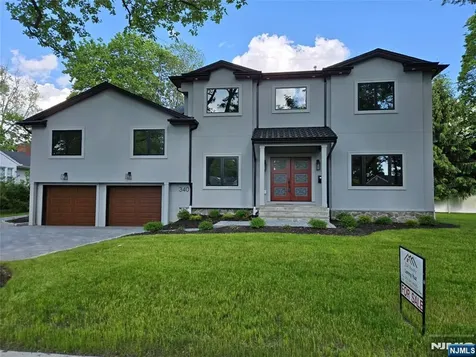 340 Ellen Place Paramus NJ 07652