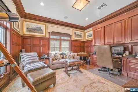 74 Roberts Road Englewood Cliffs NJ 07632