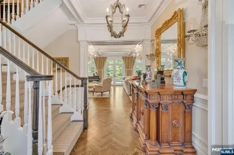 74 Roberts Road Englewood Cliffs NJ 07632