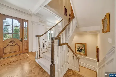 74 Roberts Road Englewood Cliffs NJ 07632