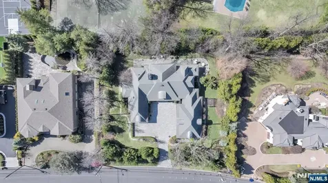 74 Roberts Road Englewood Cliffs NJ 07632
