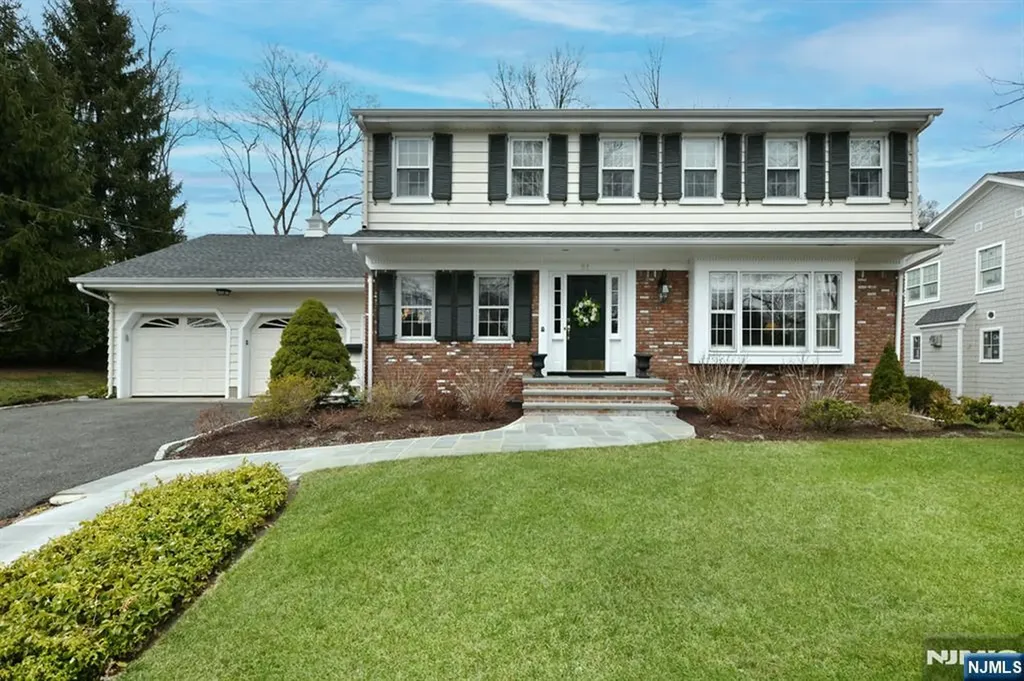 51 Ardmore Road Ho-ho-kus NJ 07423