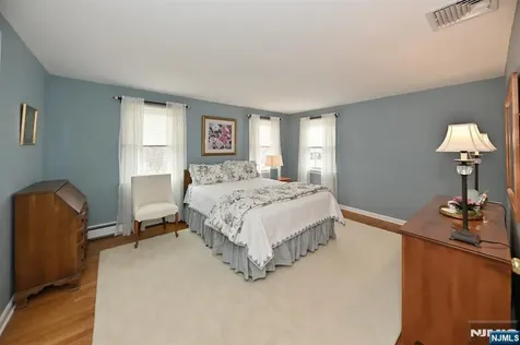 51 Ardmore Road Ho-ho-kus NJ 07423