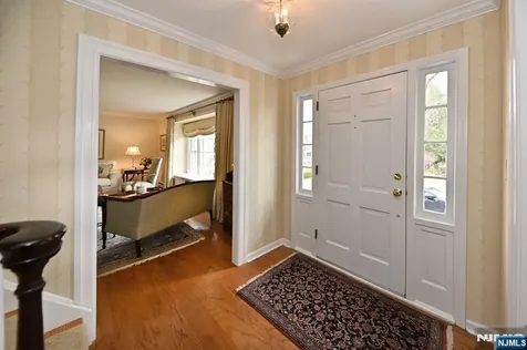 51 Ardmore Road Ho-ho-kus NJ 07423