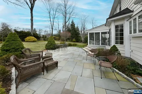 51 Ardmore Road Ho-ho-kus NJ 07423