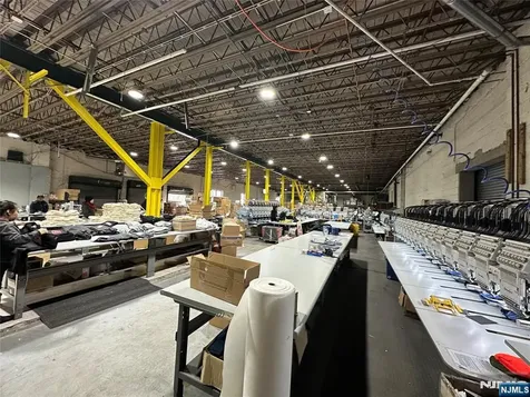 10 Dell Glen Avenue Lodi NJ 07644