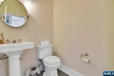 14 Lydia Drive Guttenberg NJ 07093