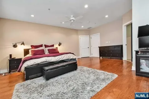 14 Lydia Drive Guttenberg NJ 07093
