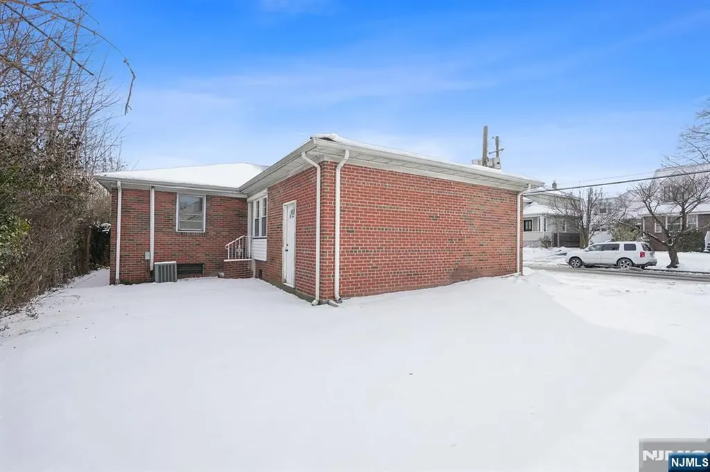 104 Liberty Avenue Belleville NJ 07109