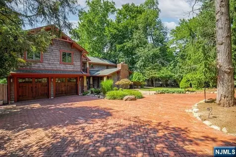 12 Alcott Road Mahwah NJ 07430