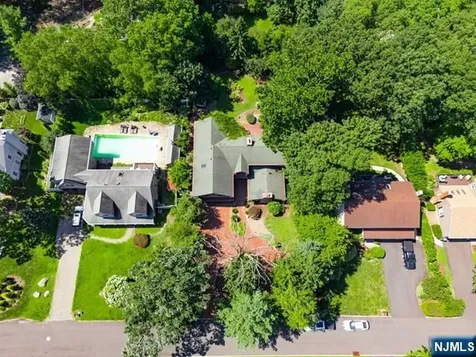 12 Alcott Road Mahwah NJ 07430