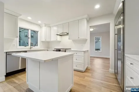 306 Cedar Court Norwood NJ 07648