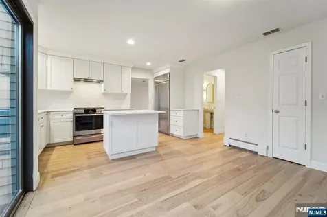306 Cedar Court Norwood NJ 07648